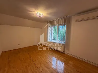 Casa pentru birouri, 135 mp, 5 camere decomandate, Aradului Timisoara - foto 6