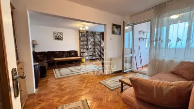 Apartament cu 3 camere de vanzare, boxa, zona Take Ionescu, Timisoara - foto 2