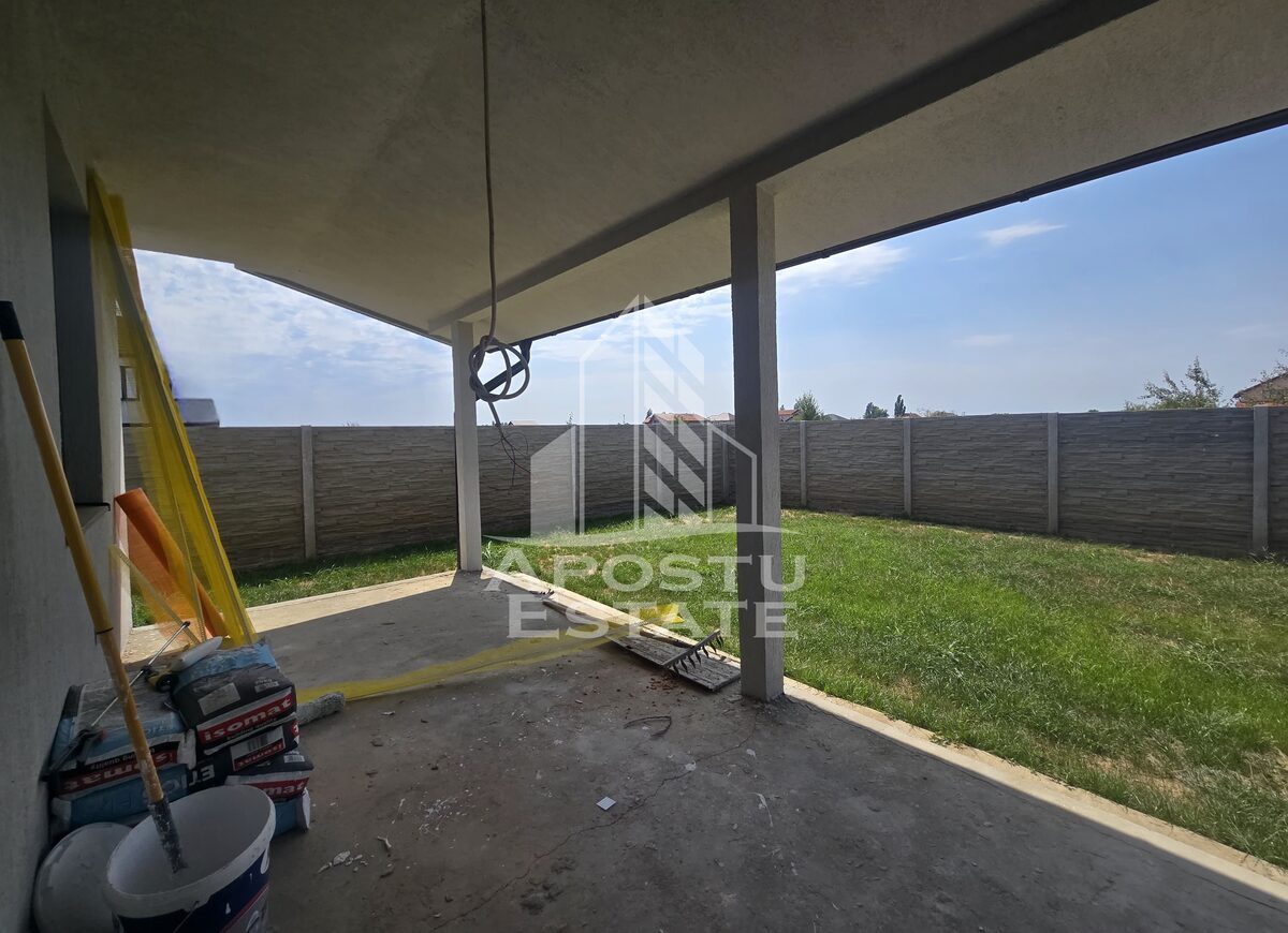 Duplex de vanzare, P+1, 4 camere si 3 bai, 122 mpu, Sag, Timis - Sag