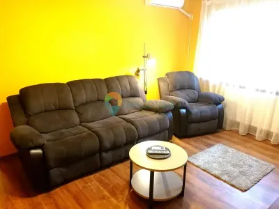 Podu ros, 3 camere 76 mp, 1001 Articole, etaj intermediar, 128000 euro - foto 9