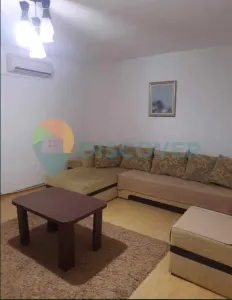 Tatarsi, Oancea, etaj intermediar, 2 camere Decomandate, 55mp, 400 euro - Iasi
