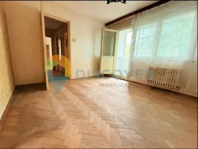 Apartament 3 camere,62mp utili, etaj 2-Cantemir - Iasi