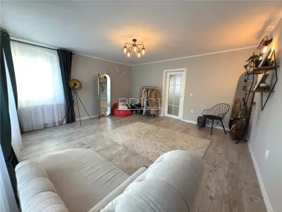 Casa, 120mp, 4 camere, 55mp Beci, cu Parcare, Str. Lunga - foto 6