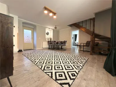 Casa, 120mp, 4 camere, 55mp Beci, cu Parcare, Str. Lunga - foto 9