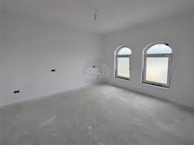 Casa noua individuala 4 camere 2 bai terasa curte Calea Cisnadiei - foto 4