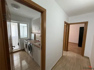 Apartament 2 camere, zona Plevnei , etaj 3 cu acoperis, renovat - foto 12