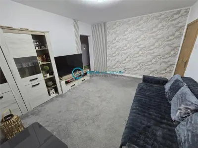 Royal Imobiliare - Vanzare apartament 3 camere zona Nord - foto 2