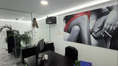 CENTRU DE ÎNFRUMUSEȚARE DE VÂNZARE ÎN SUCEAVA | 394 MP | 1378500 Euro | 3500 Euro MP | 7 PARCĂRI | 500 KVA| COMISION 0 - foto 4