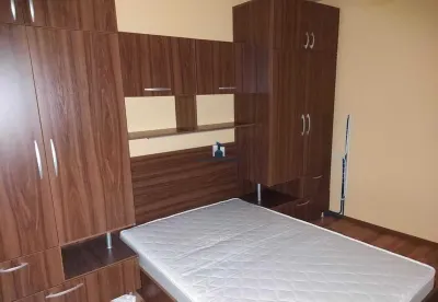 Apartament 3 camere Semidecomandat Resita - foto 2