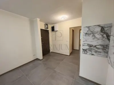 COMPLEX STUDENTESC - 3 CAM | DECOMANDAT | 2 BAI | INCALZIRE PARDOSEALA | RENOVAT | PARTER | RENOVAT - foto 9