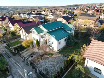 Vila  de vanzare  Valea Lupului, - Iasi