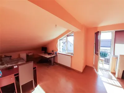 Vila  de vanzare  Valea Lupului, - foto 18