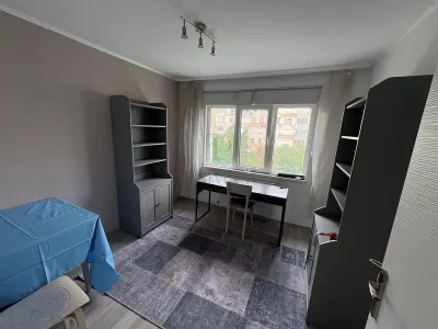 Apartament 3 camere | 57 mp | Decomandat | Complet mobilat și utilat | Zonă centrală - foto 4
