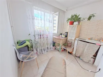 Garsoniera confort 1, de renovat, zona Kaufland Autogara - Bacau