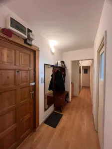 Apartament 3 camere, Astra -Ciucas,decomandat,2 gr,128000 Euro - foto 7