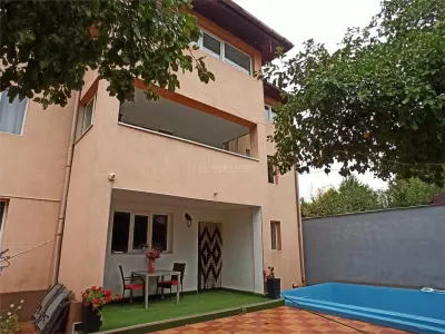 Vila Dristor, cu piscina, garaj, posibilitate spatiu comercial - foto 2