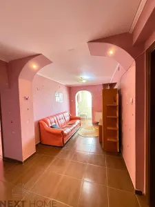 Apartament 3 Camere de Vanzare in Focsani | Zona Centrala | Decomandat | 60 mp - foto 2