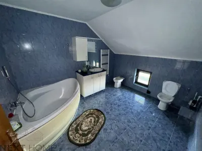 Casa P+M de Vanzare | 450 mp Utili | Teren 13.486 mp | Livada cu 359 Nuci | Vulturu, Vrancea - foto 21