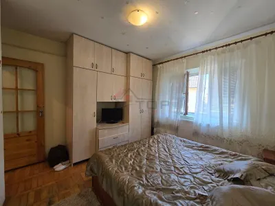 Nicolina - Belvedere, 2 camere decomandat 53mp, liber - foto 4
