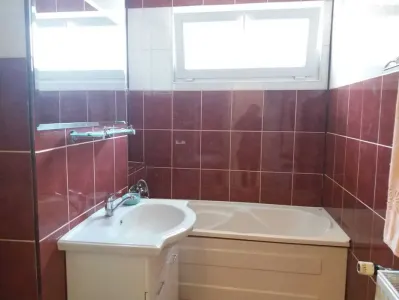 Apartament 2 camere Astra ,etajul 2,liber,86500 Euro - foto 6