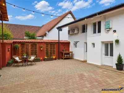 Resedinta/ spatiu profesional de inchiriat, Ghimbav – Central - Brasov