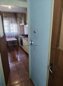 Apartament 3 Camere Semidecomandat Sos.Oltenitei - foto 4