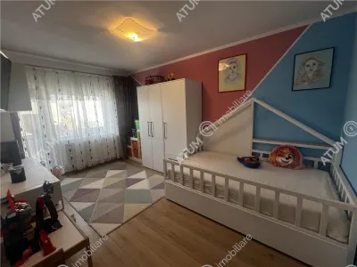 De vanzare apartament cu 2 camere decomandate etaj 1 zona Pictor Brana - foto 4