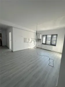 Apartament 3 camere de vanzare, open-space - Vișani - foto 4