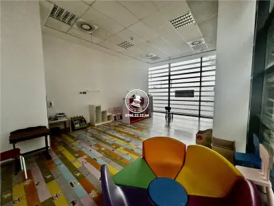 Spatiu comercial  de inchiriat  Pacurari, - foto 8
