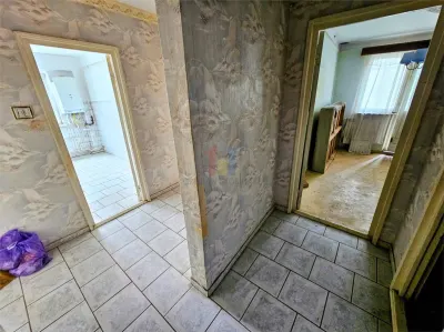 Apartament 4 camere confort 1 Decomandat 82mpViziru 3 - foto 5