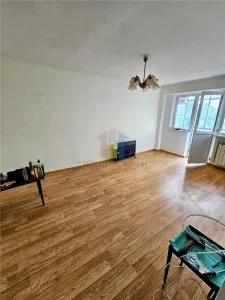 Apartament 4 camere confort 1 Decomandat 82mpViziru 3 - foto 9