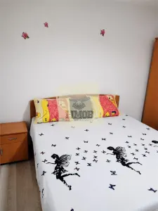 Apartament 3 camere | la casa | 49mp | bucatarie separata | Piata Cluj - Sibiu