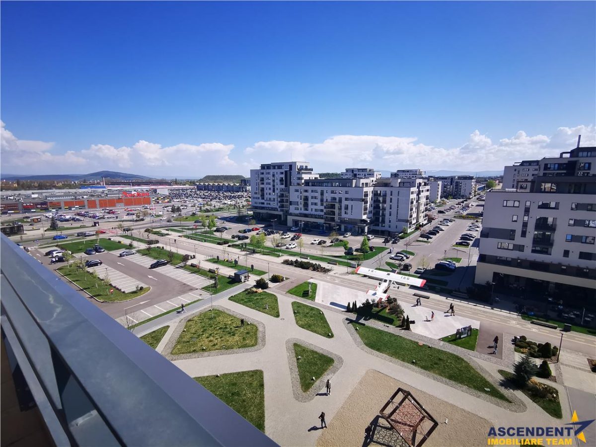 Studio elegant, mobilat si utilat, terasa, loc parcare, pietonala Kasper - Brasov