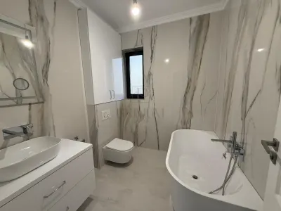CASA INSIDIVUALA - SUPERBA - PISCINA INCALZITA - ZONA EXCELENTA - foto 24