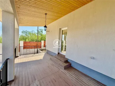 Vila cu 4 camere, de vanzare in Valea Adanca - foto 13