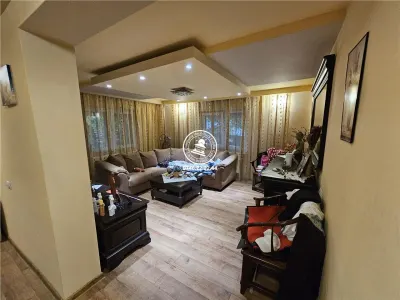 Vila 6 camere , 500 mp teren - Aroneanu , Iasi - foto 6