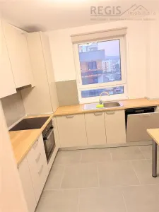 Apartament 3 camere - prima inchiriere - Grandis Coresi - cu loc de parcare - foto 12
