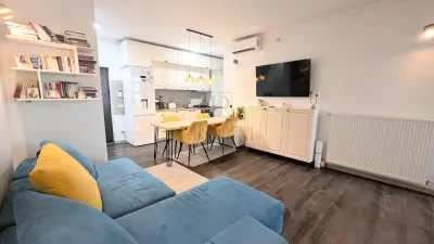 GIROC - 3 CAMERE SI 2 BAI - ZONA BUNA - DISPONIBIL IMEDIAT - Giroc