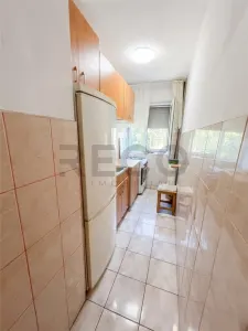 RECO Apartament 3 camere, etajul 2, Nufarul Oradea - foto 4