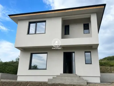 Vila 5 camere de vanzare, Tomesti - Tomesti