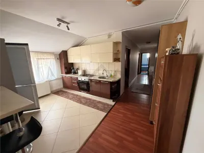 Apartament 3 camere, centrala proprie, zona Sagului - foto 3