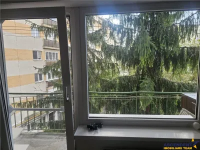 Apartament cu 2 camere, parcare, Lenin, Sfantu Gheorghe - foto 3