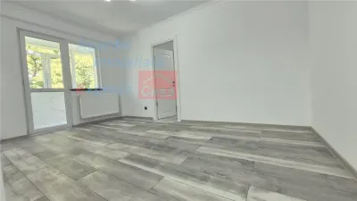 Apartament complet renovat, 3 camere, Tatarasi Ateneu - foto 2