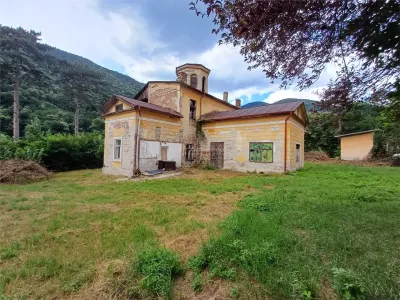 Baile Herculane, De Vanzare Vila Miramonte, 3204 Mp. Teren Intravilan, In Centrul Orasului - foto 3