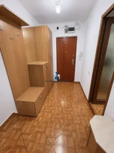 Vanzare Apartament 3 Camere Decomandat Aparatorii Patriei-Moldovita - foto 3