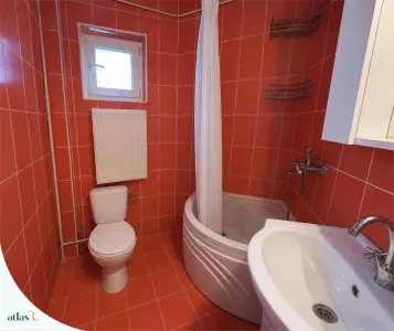Apartament 3 camere  | 70 mp | etaj 4 | Nicolina | Bloc 1984 - foto 7