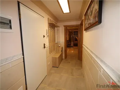 Apartament 3 camere, etaj 1, Supermaket Lidl - super lux - - foto 14