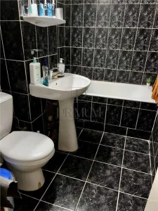 Olimpia, apartament 2 camere, semidecomandat, bloc izolat - foto 4