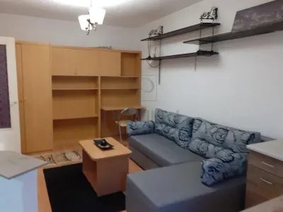 LUNEI - AP. 1 CAMERA - mobilat, utilat, etaj intermediar - Timisoara