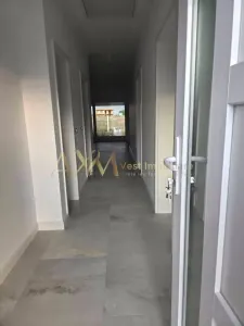 Vanzare 1/2 duplex 3 camere Mosnita Noua - foto 17